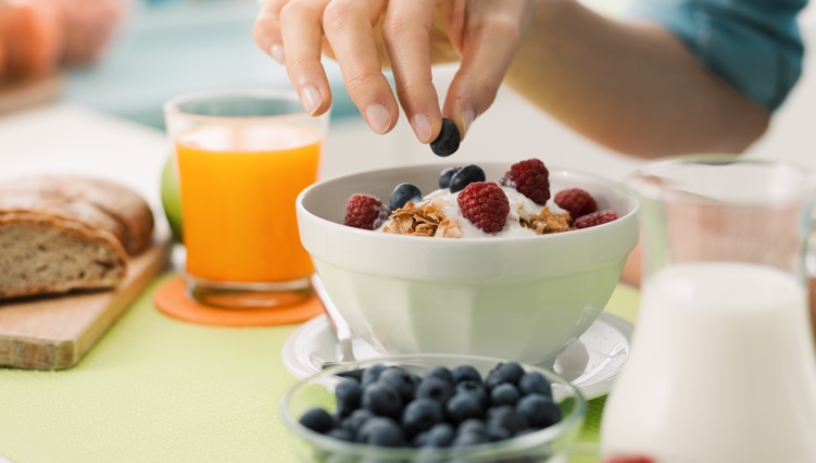 Berries and Yogurt 