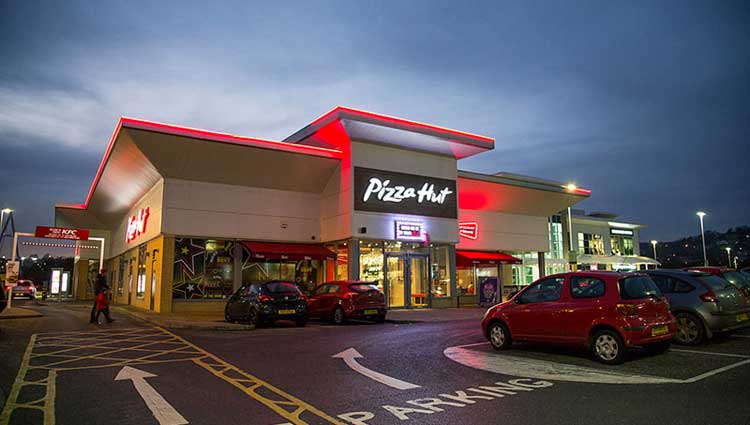 pizza hut location